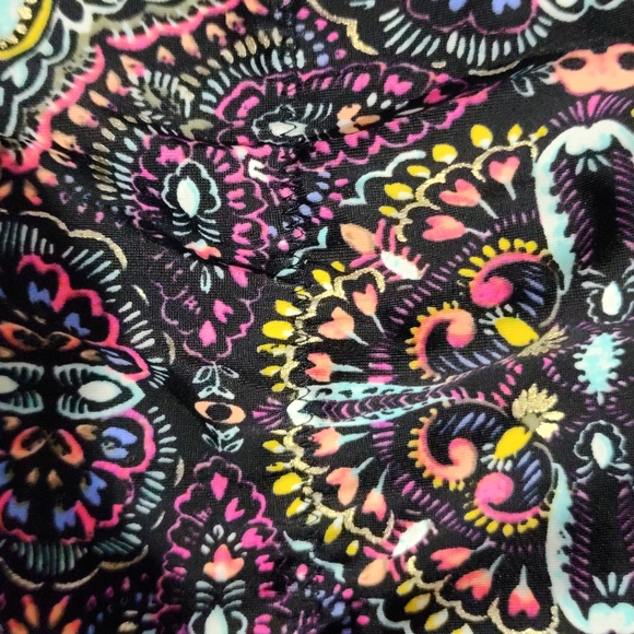 Bikini - Picture 8 of 11